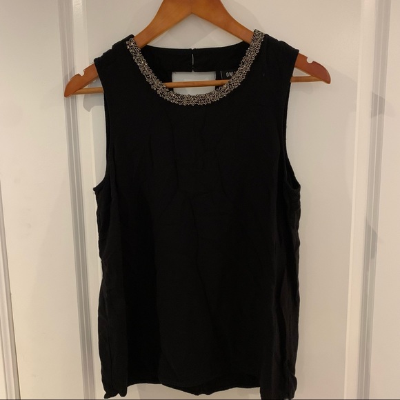 Top with beaded neck - Picture 1 of 3